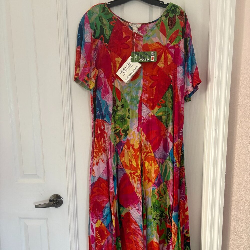 NWT Orientique Rayon Dress